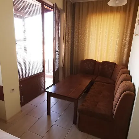 Guest house Iztok