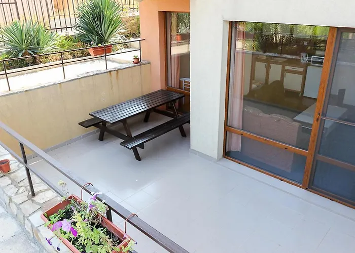 Къща за гости Iztok Созопол