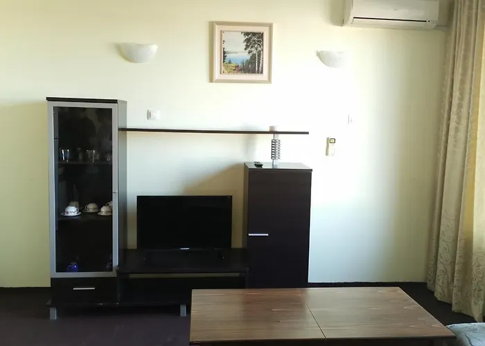 Iztok Къща за гости